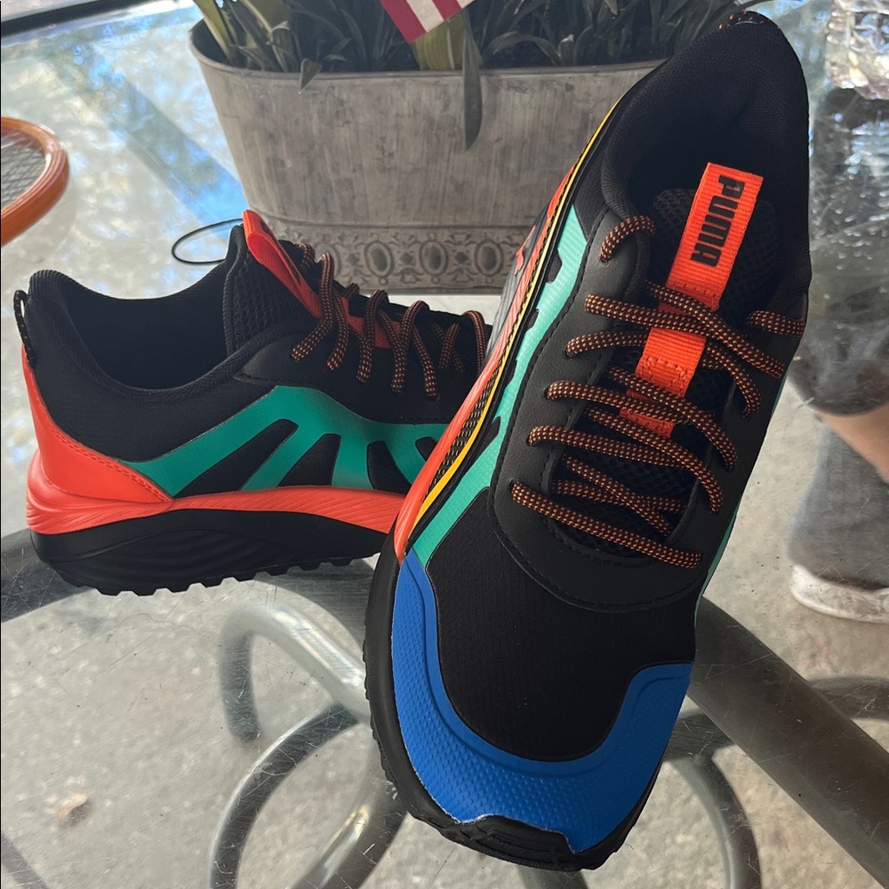 Puma Black and Blue Athletic Shoes